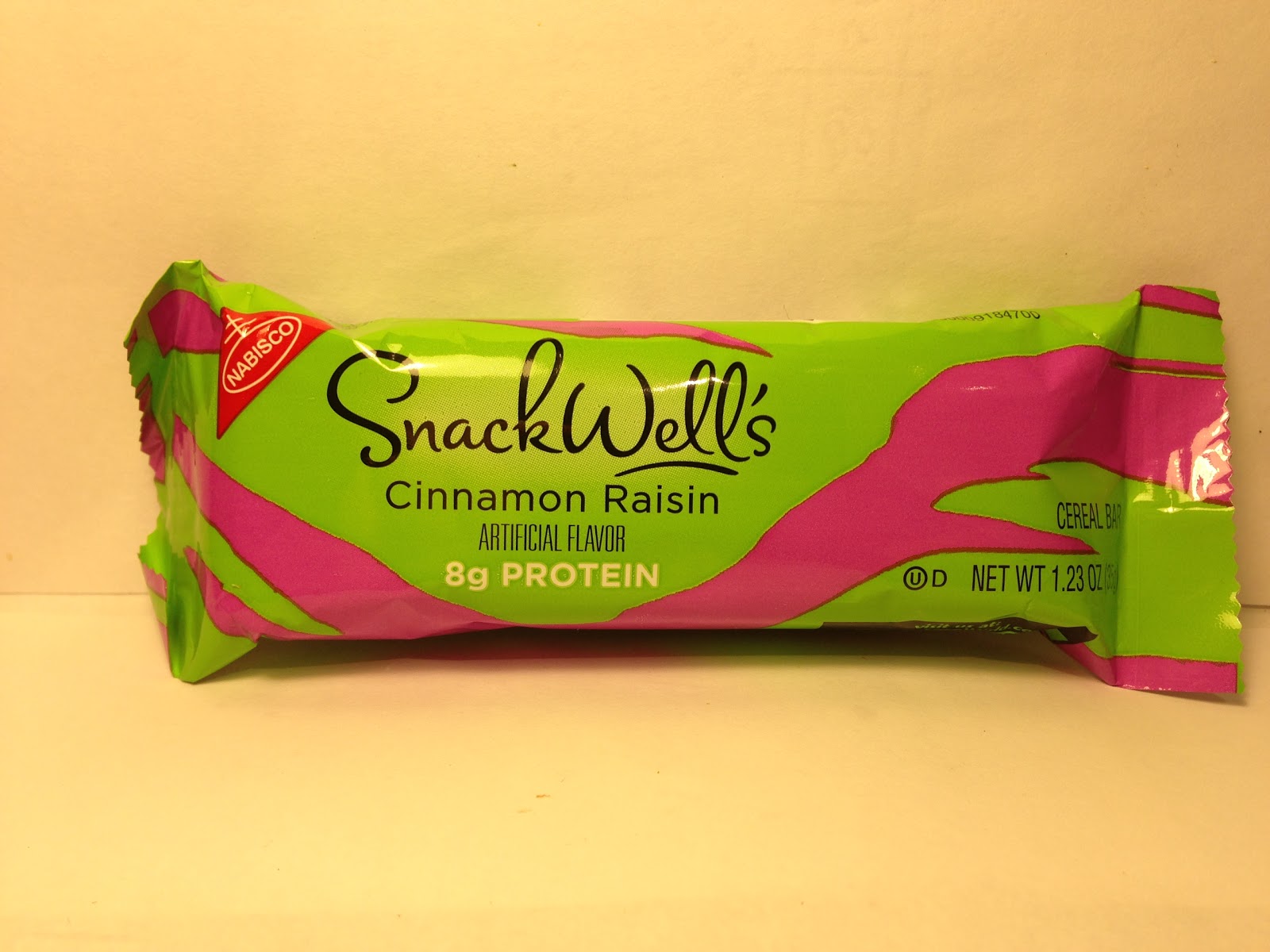 Crazy Food Dude Review Nabisco SnackWell's Cinnamon Raisin Cereal Bar