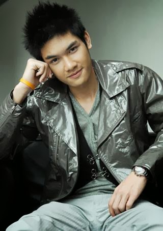 สิงโต เดอะสตาร์