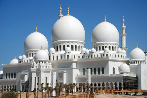 Masjid Besar Luas 5 Kali Lapangan Sepak Bola