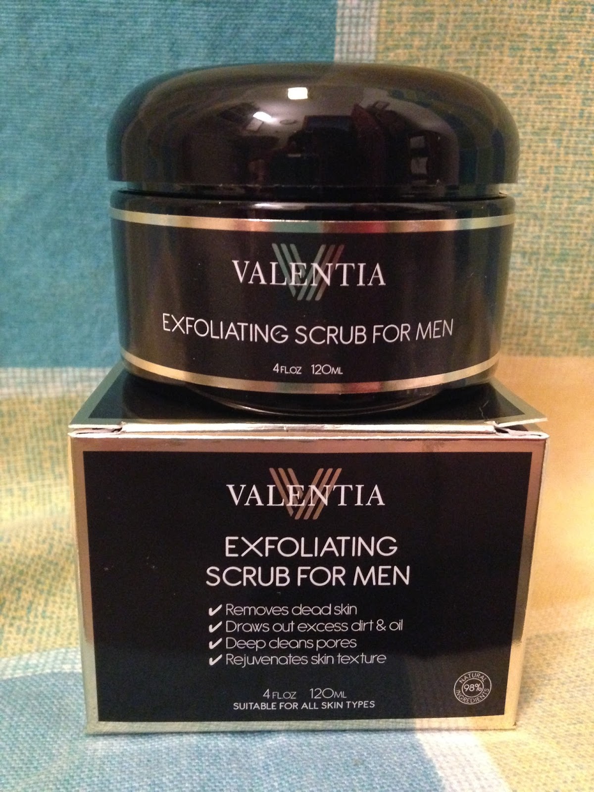 Steph's MN Life Valentia Exfoliating Scrub For Men Review