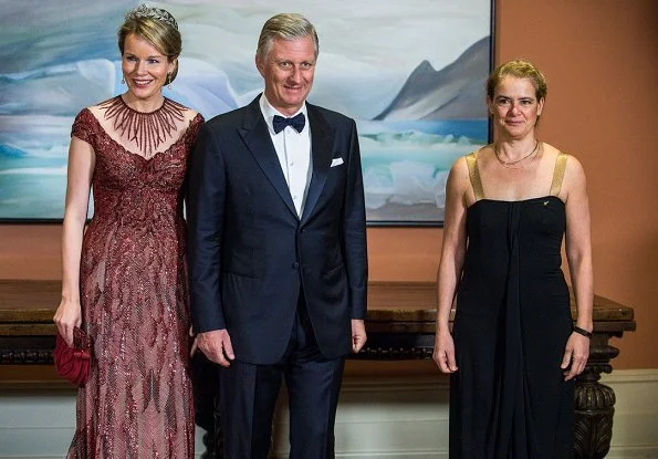 King Philippe and Queen Mathilde attended a state dinner in the Ballroom of Rideau Hall, the official residence of Governor General Julie Payette