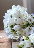 Свадебный букет с весенними цветами