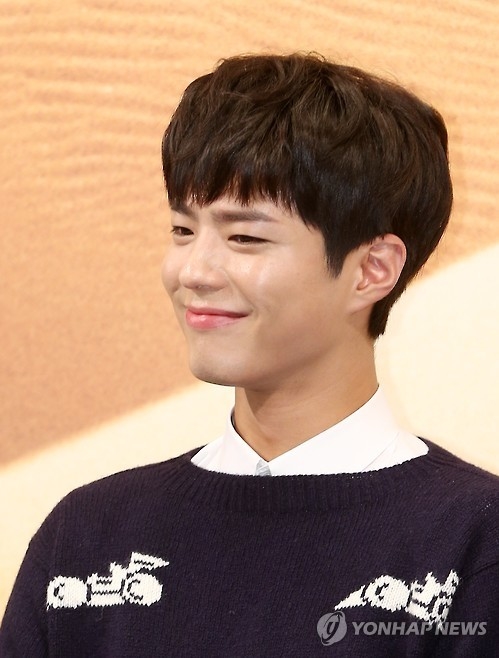 어제 박보검 꽃청춘 기자회견+시사회 | 인스티즈