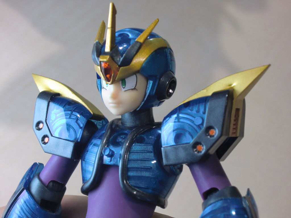 Rockman Corner Closer Look at DArts Ultimate Armor X
