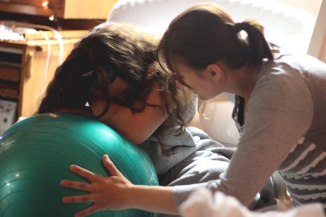 Доула пермь. Сопровождение в родах доула. Доула пермь. Доула пермь. Фотосессия доулы с беременной.