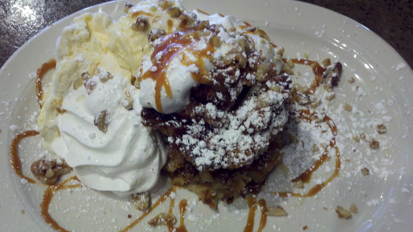 LeBaron's Honker Cafe Nampa, Idaho Cinamon Roll Bread Pudding a la Mode