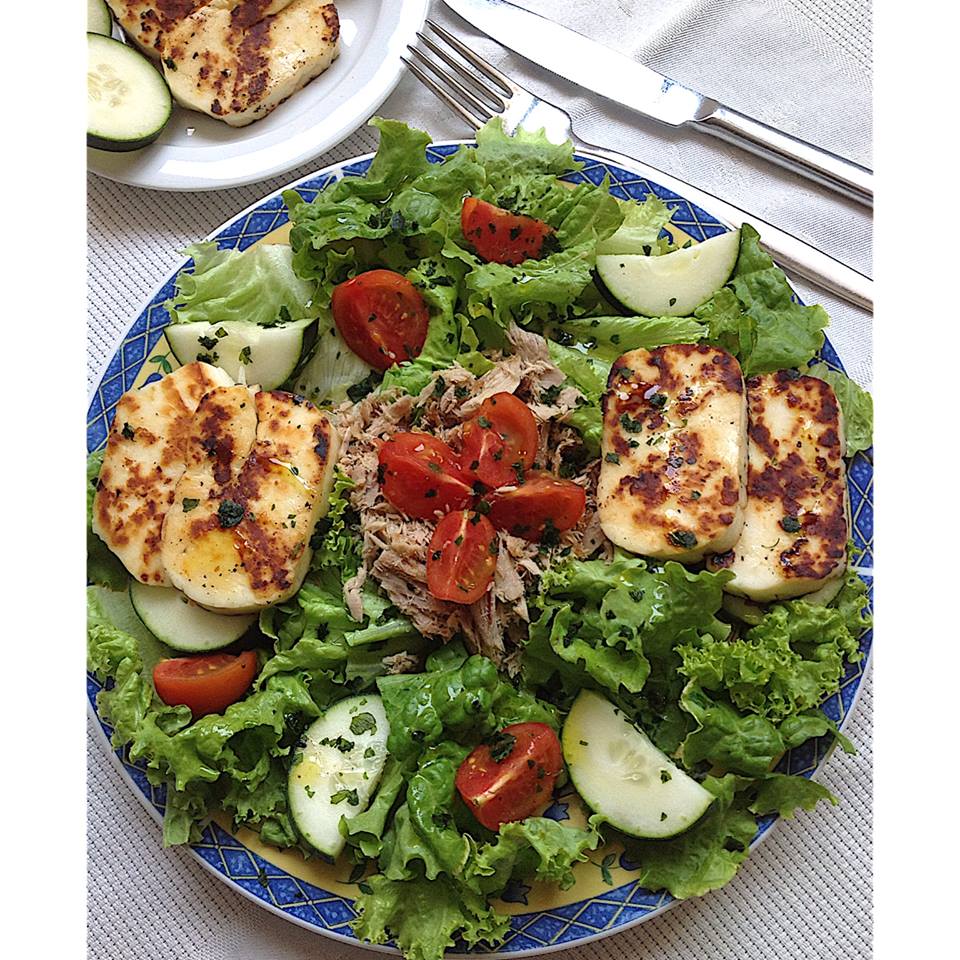 My Casual Brunch Salada de atum com queijo halloumi / tuna salad with