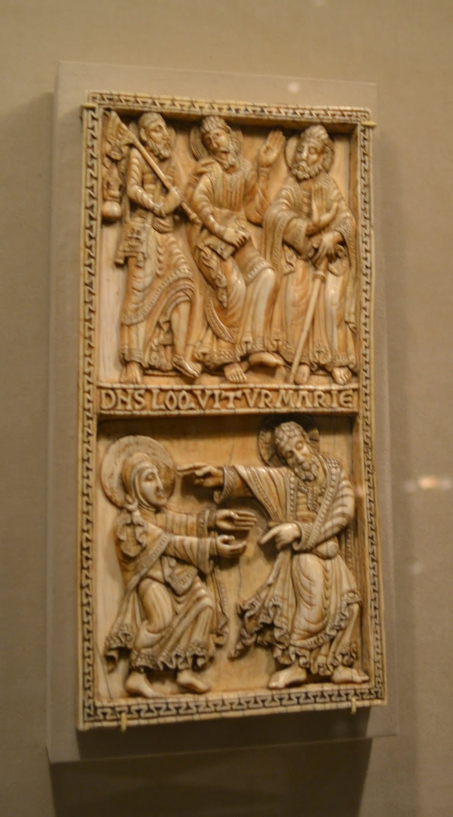 Резьба по слоновой кости. Метрополитен-музей. Нью-Йорк, Нью-Йорк (The Metropolitan Museum of Art, NYC)