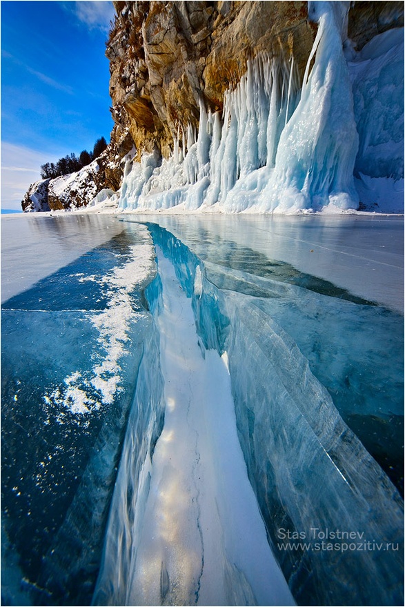 No1 Amazing Things: Frozen Lake Baikal, Russia