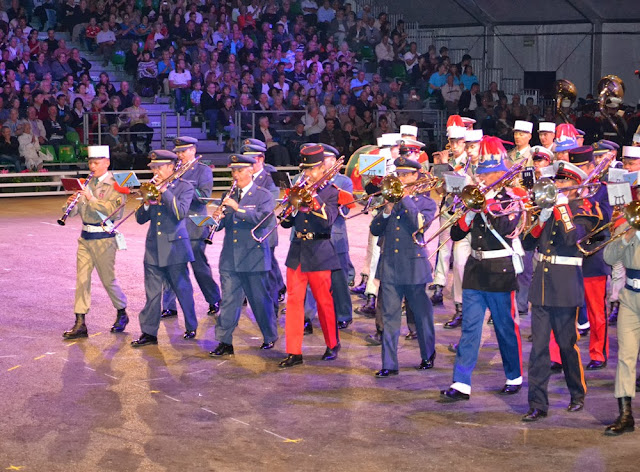 La Unidad de Música del MAGEN participa en el Festival de Música Militar de Grand (Francia).