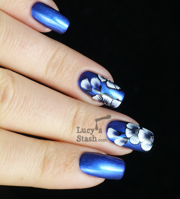 Lucy's Stash - One stroke flowers nail art 