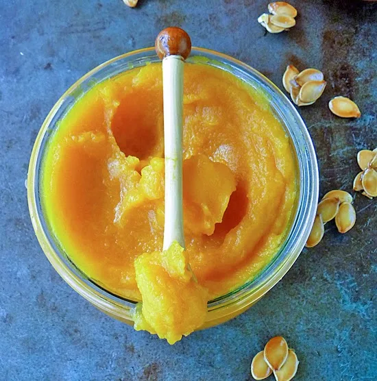 Easy Homemade Pumpkin Puree Recipe #PumpkinWeek