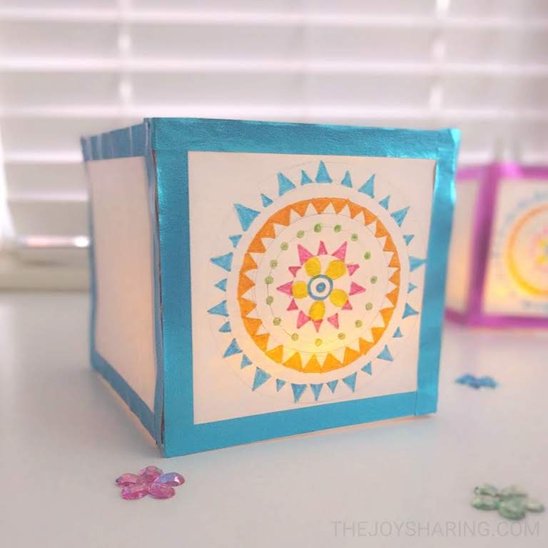 PAPER LANTERN CRAFT #crafts #kidscrafts #diwalicrafts #christmascrafts #diwalidecor #christmasdecor #DIY #homedecor #lights #lantern #lamp #luminaries Diwali Crafts, Christmas Crafts, Diwali Decoration Ideas, Christmas Decoration Ideas, Home Decor, DIY Lantern Craft, Easy DIY for Kids, DIY Home Decor