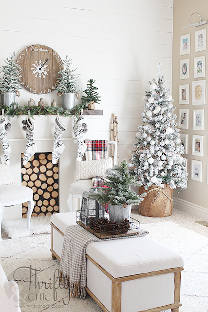 Farmhouse Christmas decor and decorating ideas. White and red Christmas decor. Fixer upper style, farmhouse style