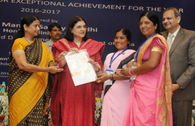 NATIONAL+AWARDS+TO+ANGANWADI+WORKERS 