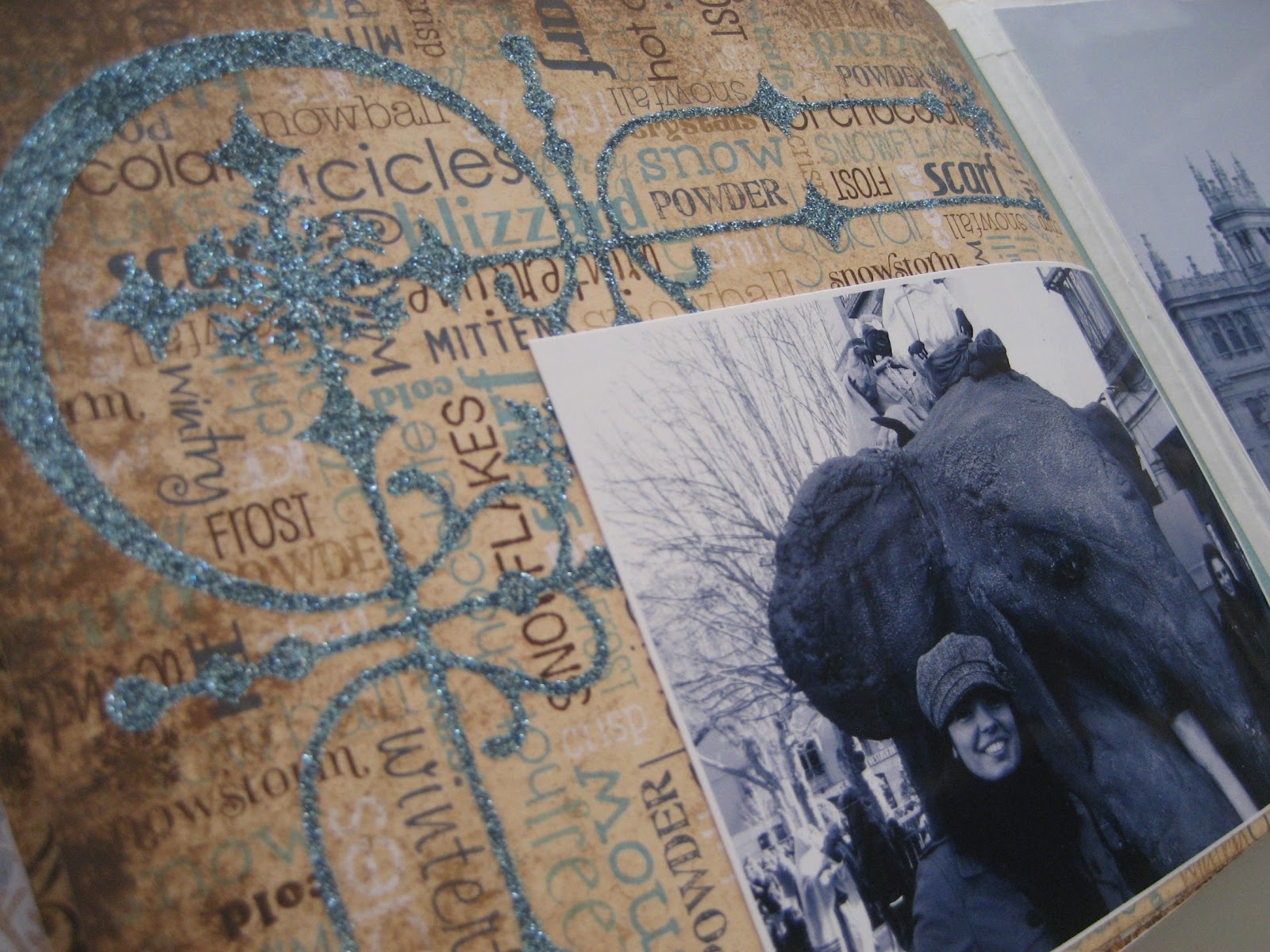 Manualidades y tendencias Scrapbooking Mini álbum Madrid hivernal