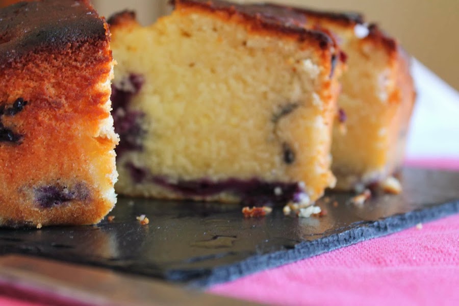 Cake de limón y arándanos