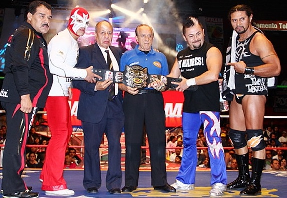 ¿QUIEN ES QUIEN? LUCHA LIBRE AVERNO