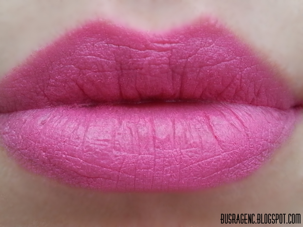 PASTEL PRO FASHİON MATTE 554 HOT FUCHSİA RUJ