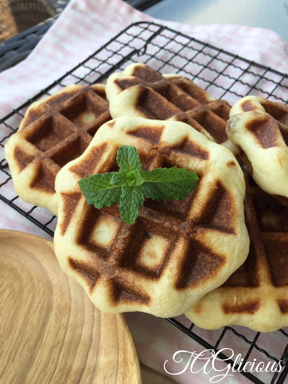 TAGlicious Waffle Bread with Chocolate