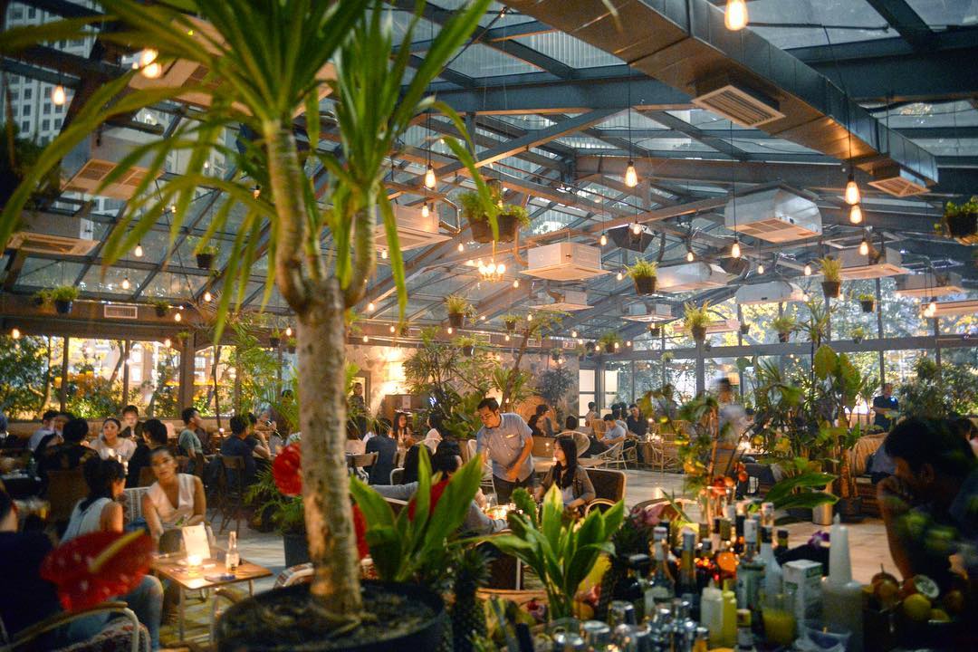 Lucy In The Sky (Bar & Restaurant) Jakarta100bars Nightlife Reviews Best Bars