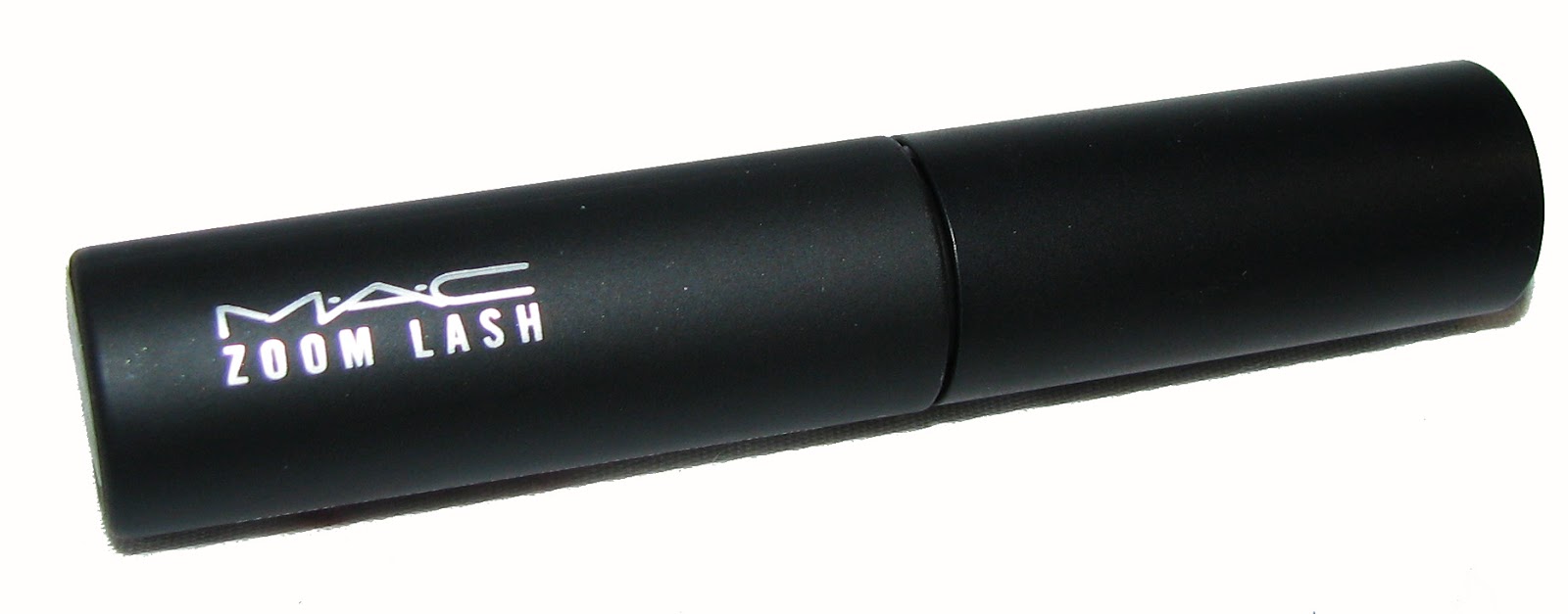 MAC Zoom Lash Mascara ZOOMBLACK (mini) R45,00