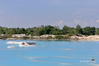 danau kaolin belitung