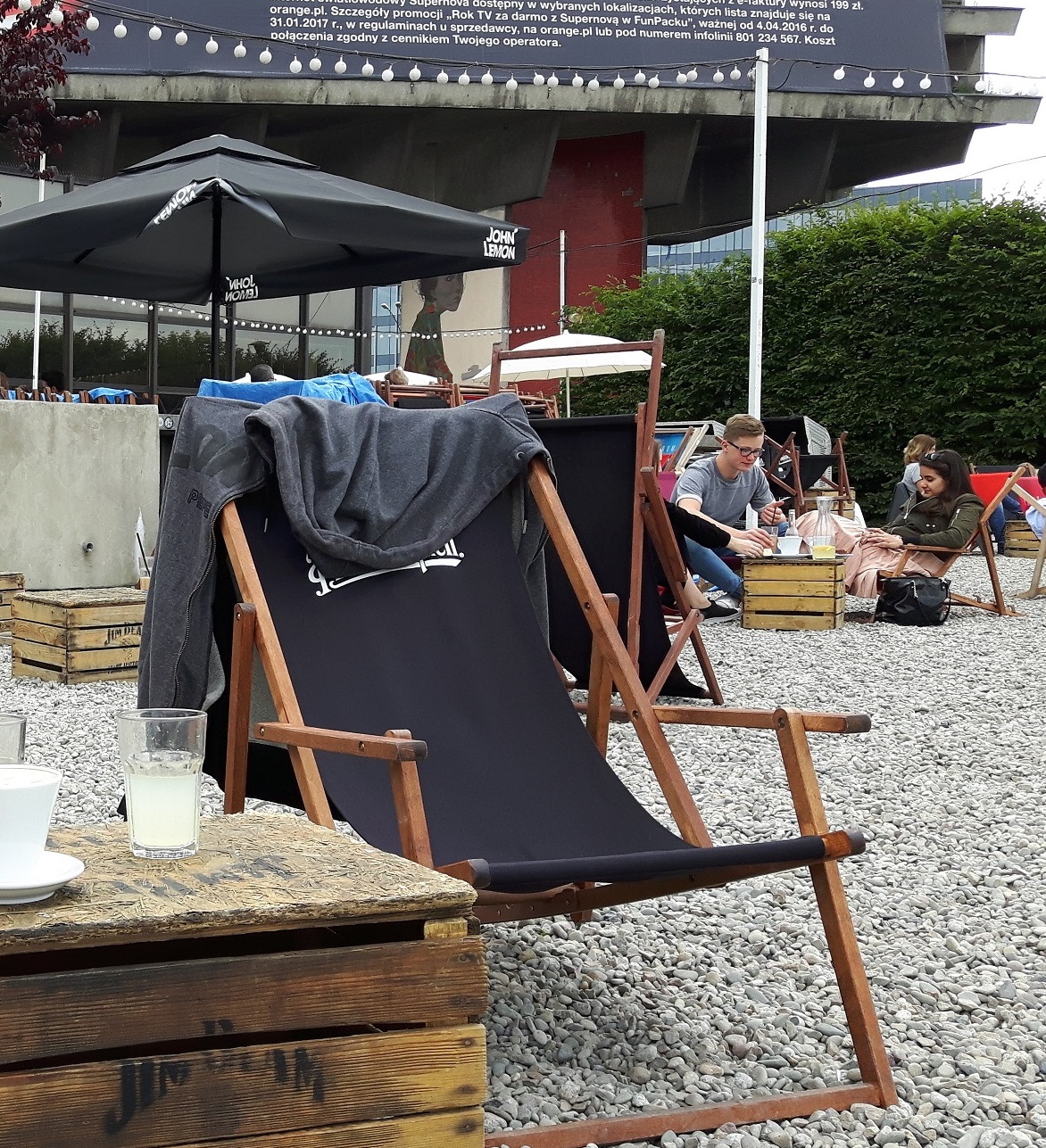 Wzruszające uciechy stołu Pizza w Forum Przestrzenie