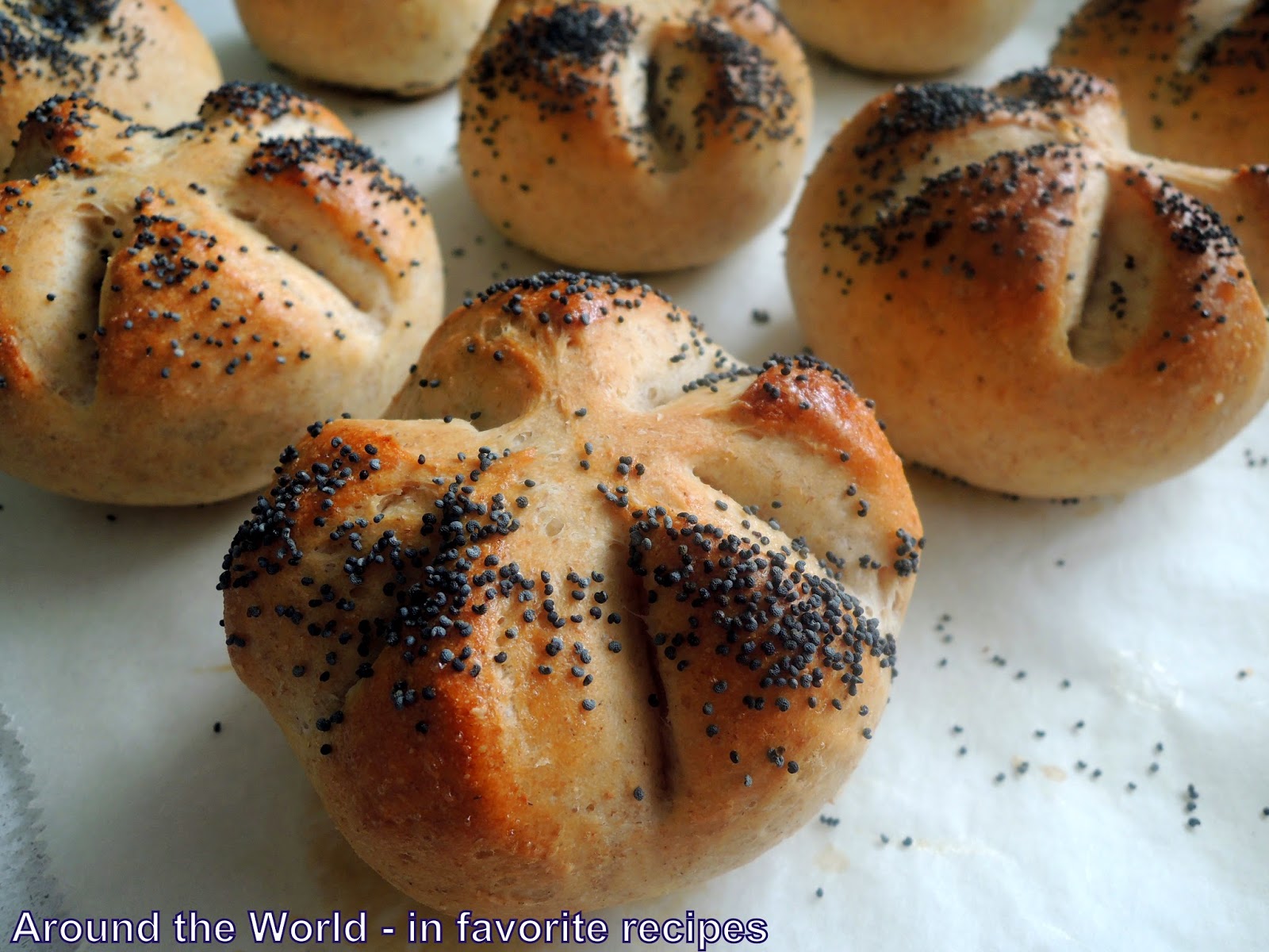 Around the World - in favorite recipes: Kaiser rolls / Vienna rolls ...