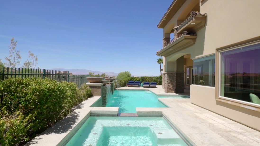 Tour 1329 Dilevante Dr, Henderson, NV vs. 20 Interior Design Photos