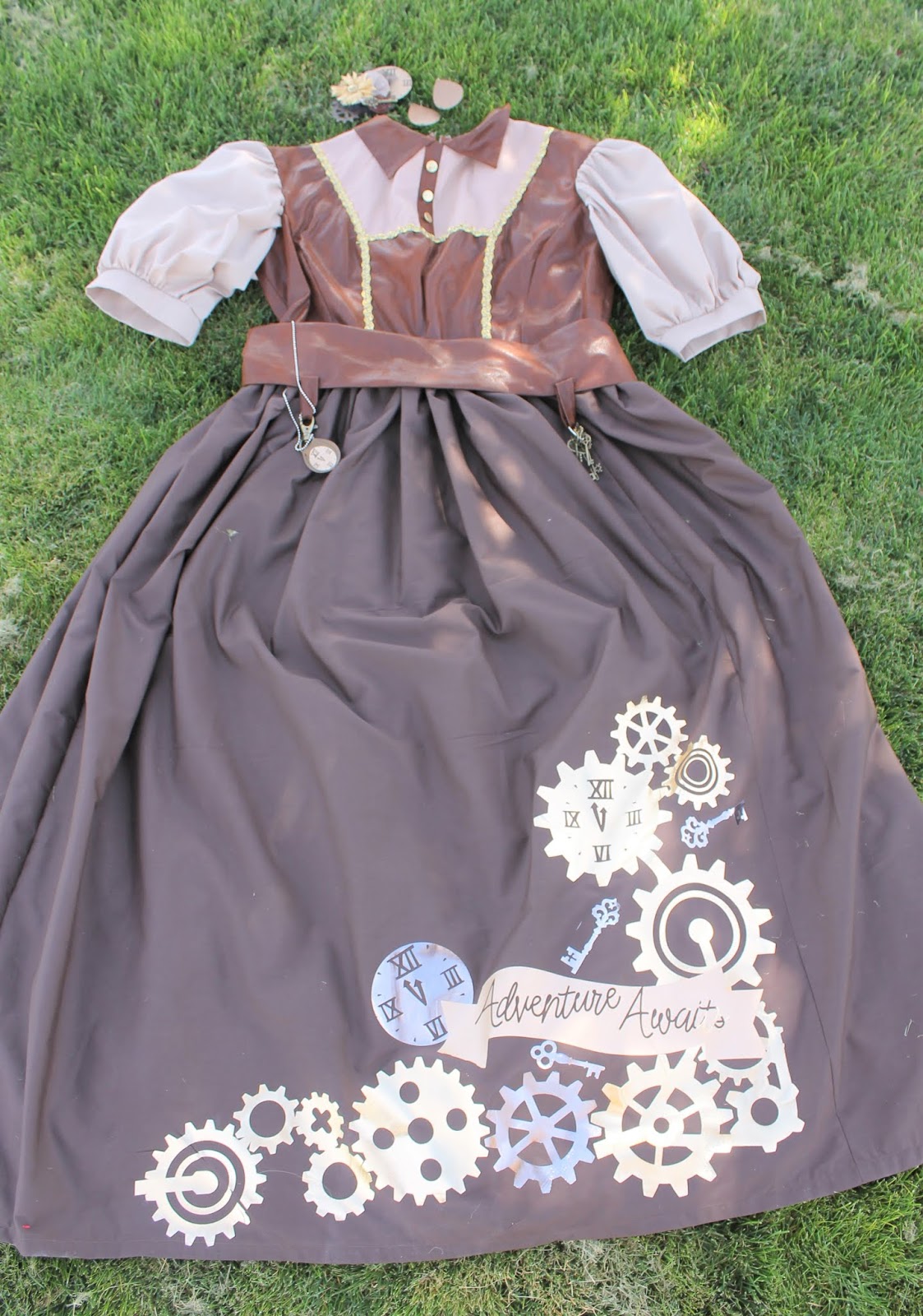 DIY Steampunk Costumes for the Family | Sew Simple Home