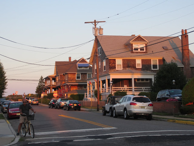 Bayhead NJ Bayhead, NJ - A charming beach town!
