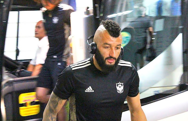 Proposta do Albirex por Alex Muralha é de R 4 milhões parcelados