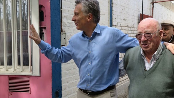 En la Argentina de Macri: Los jubilados cada vez más pobres, fuertes subas en comida y medicamentos En la Argentina de Macri: Los jubilados cada vez más pobres, fuertes subas en comida y medicamentos