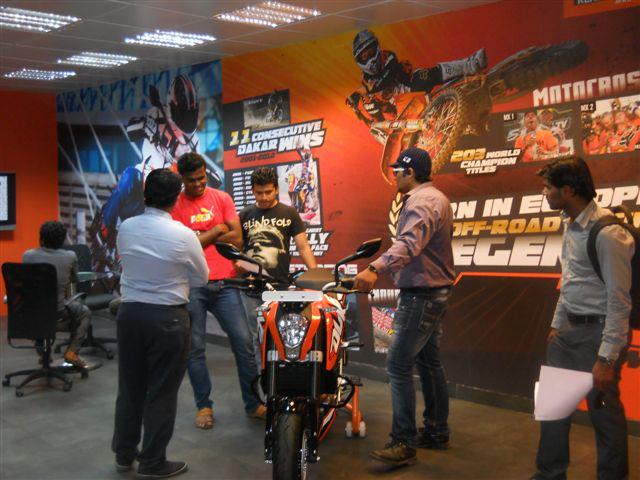 park street ktm showroom