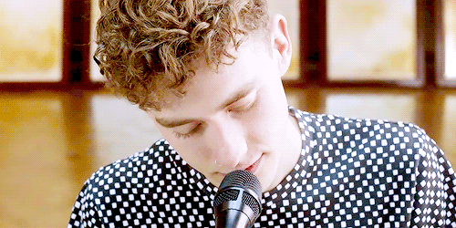 요즘 런던에서 가장 핫한 밴드gif | 인스티즈