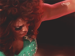 tyra+breakdown.gif