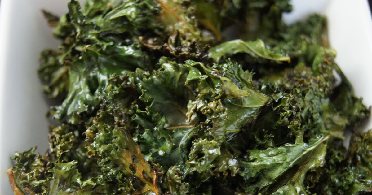 Simple Vegetarian Recipes: Baked Kale Chips