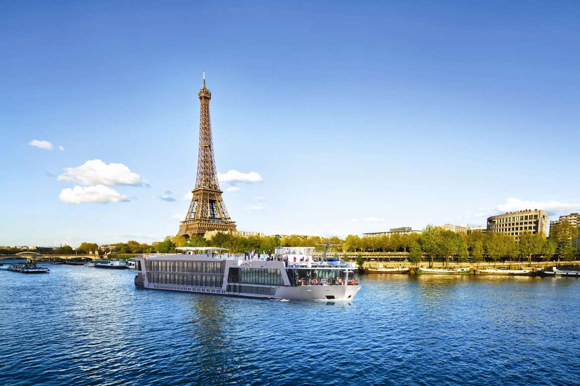 APT river cruising sails into Paris