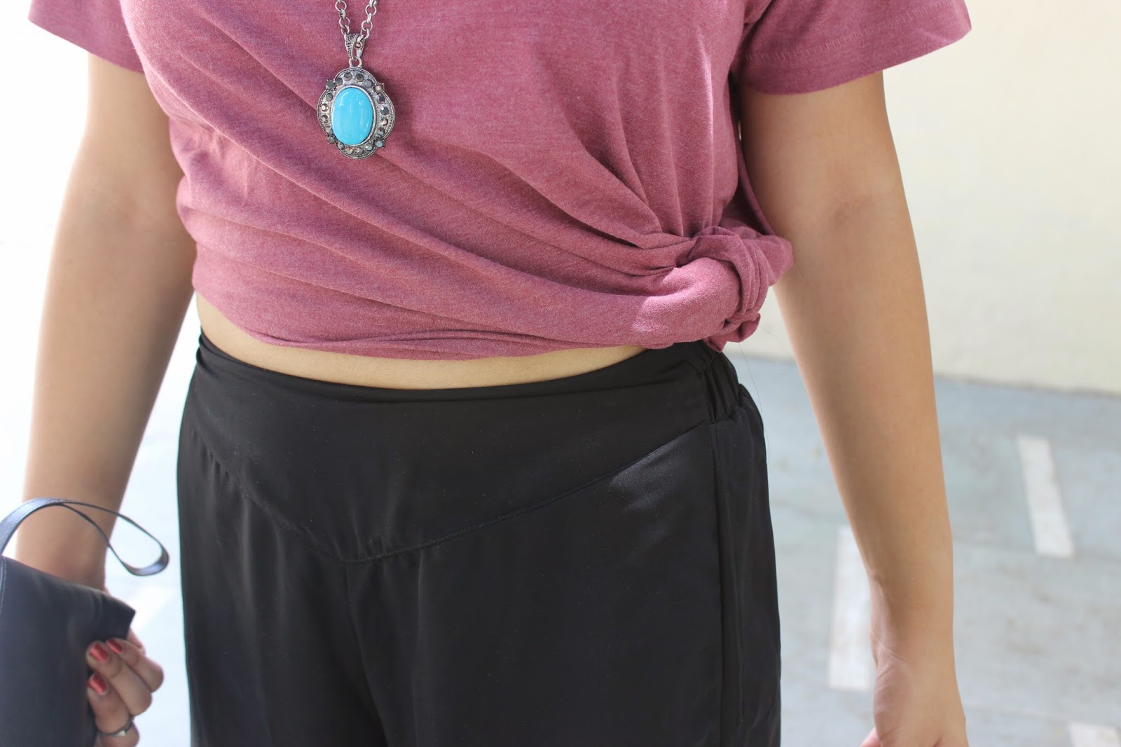 Beauty In The Third World How to style baggy tshirt in 3 different ways