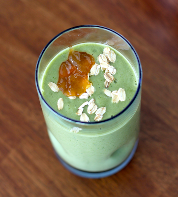 Healthy Green Monster Smoothie