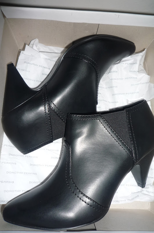 dorothy perkins flat ankle boots