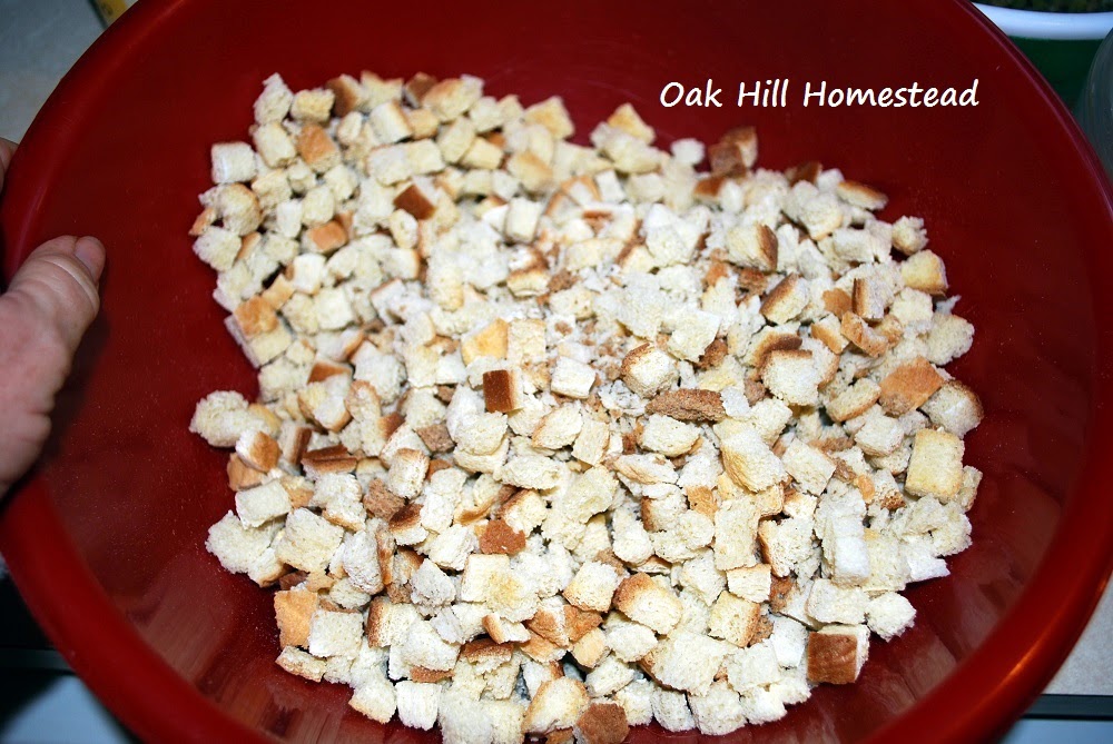 How To Make Your Holiday Dinner Simple With Crockpot Stuffing Oak