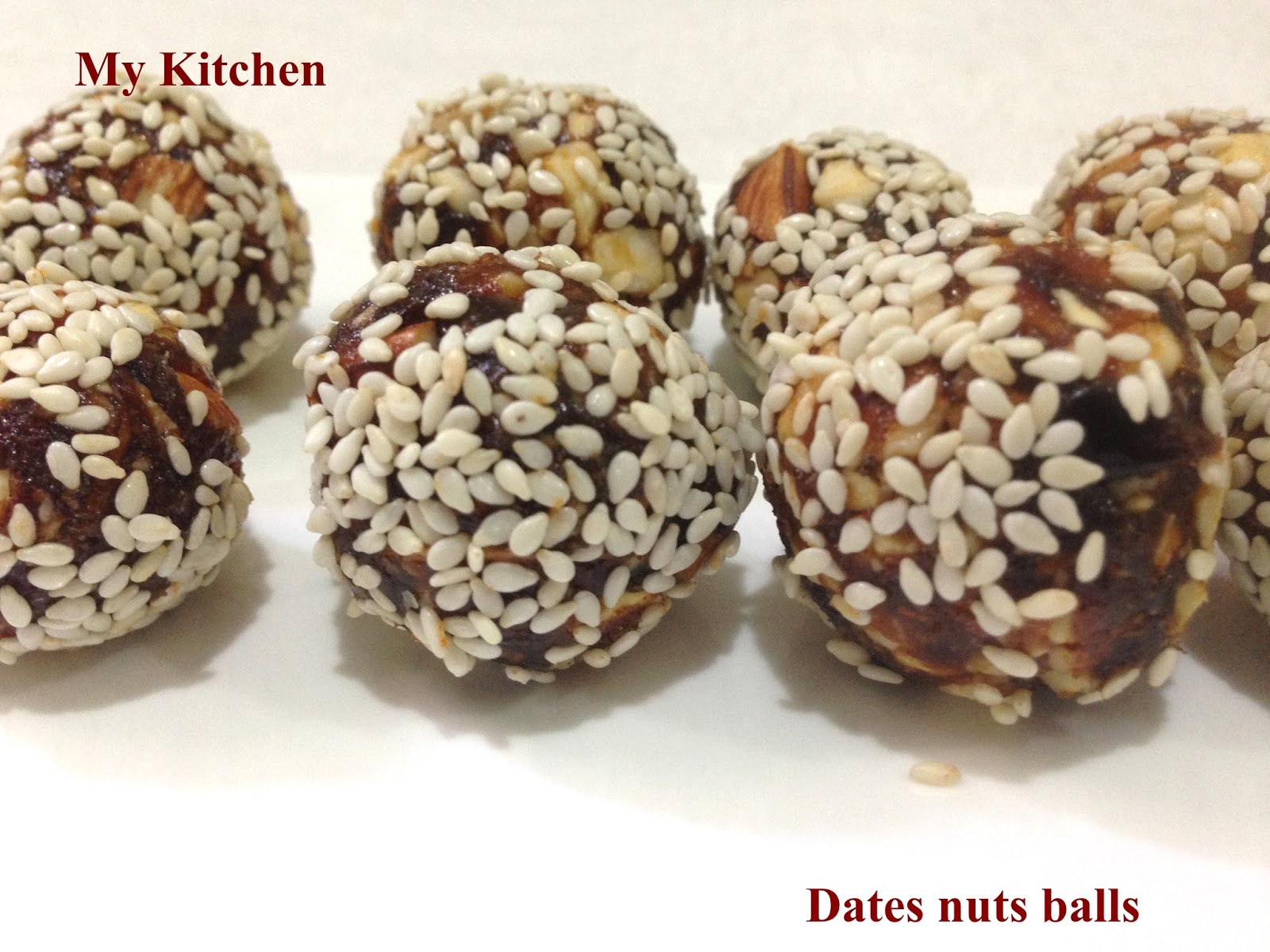 MY KITCHEN dates nuts ball