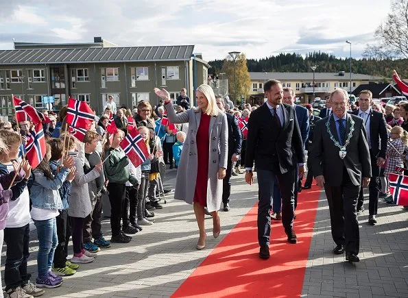 Crown Prince Haakon of Norway and his wife Princess Mette-Marit visited a kindergarten in Grong