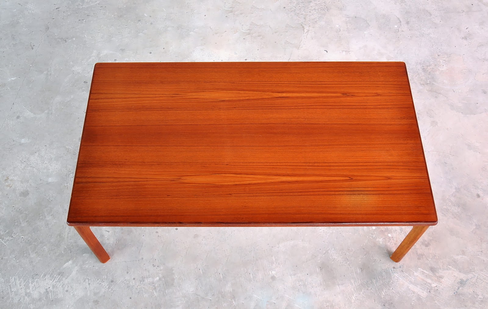SELECT MODERN Danish Modern Teak Coffee or Cocktail Table