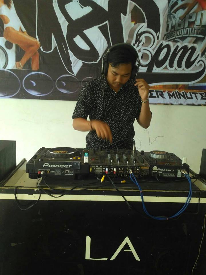 180 дж. Official dj. Sunny day audio yellow official dj drifree. 180 дж. 180 дж.