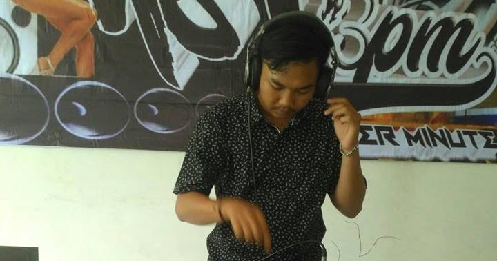 наушники real-el z-4020 bt. 180 дж. 205 dj loaded – friendly lightes (2023). 180 дж. Studio 180 photos.