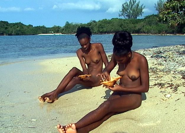 Babes nude in Antananarivo