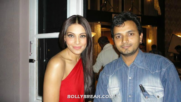  Bipasha  caught on the sets of Raaz 3 !!!